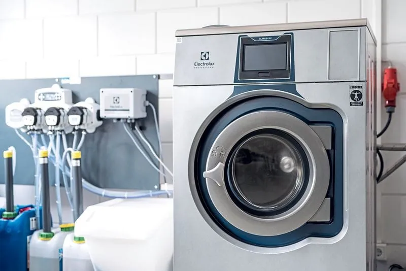 Mopp-Waschmaschine mit Vier-Wege-Ventil