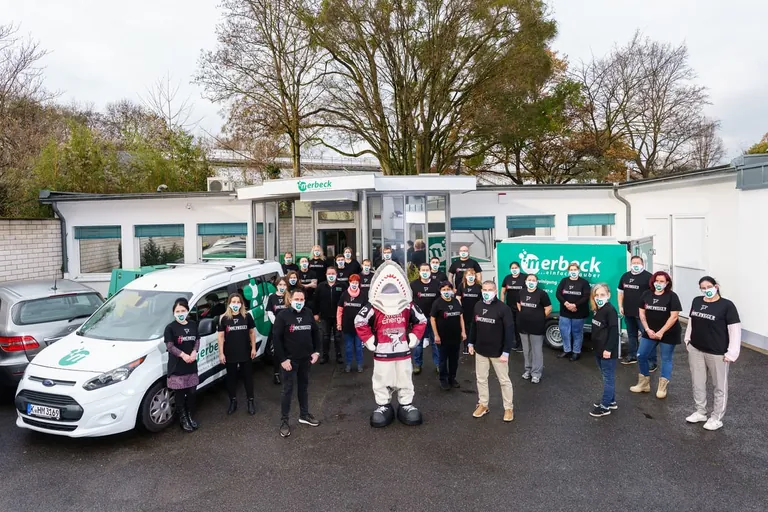 Hans Merbeck Geb&auml;udereinigung unterst&uuml;tzt K&ouml;lner Haie