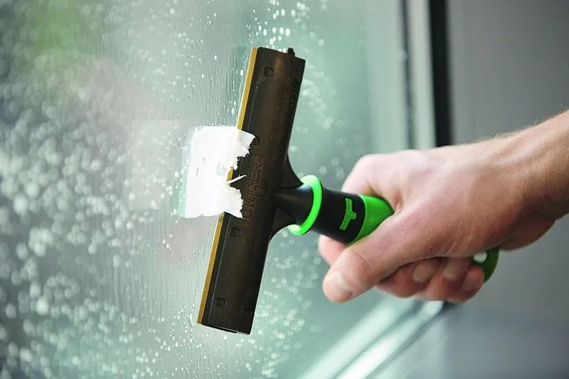 Feinschliff in Sachen ­Glasreinigung