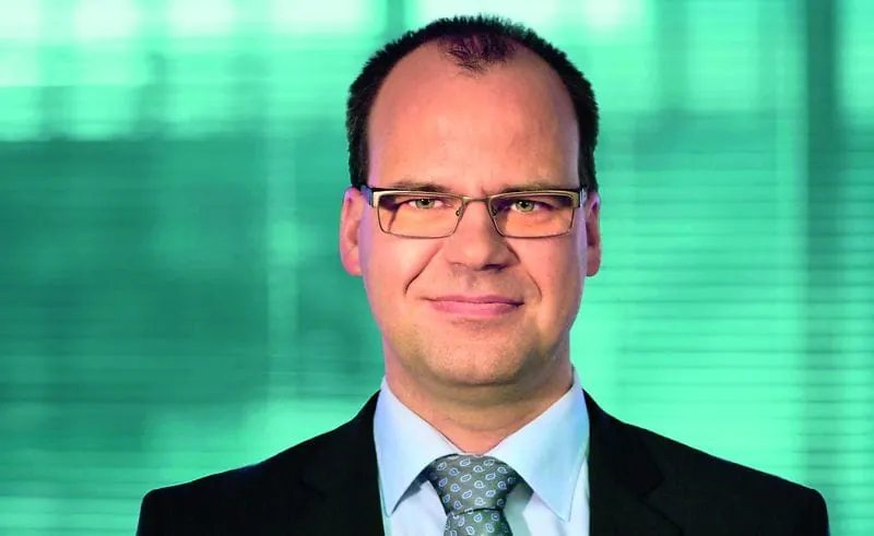 Hartmut Engler im ­Vor­stand von Dussmann