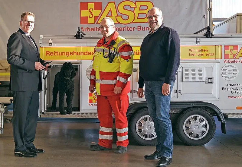 Rettungshundestaffel unterstützt