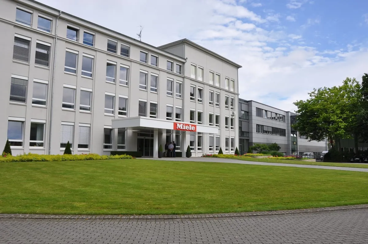 Miele-Werk Bielefeld feiert 100. Geburtstag