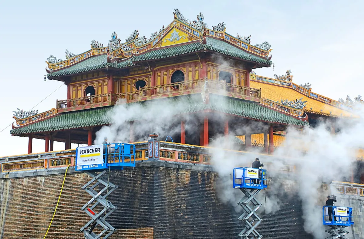 Kärcher reinigt Unesco-Welterbe in Vietnam