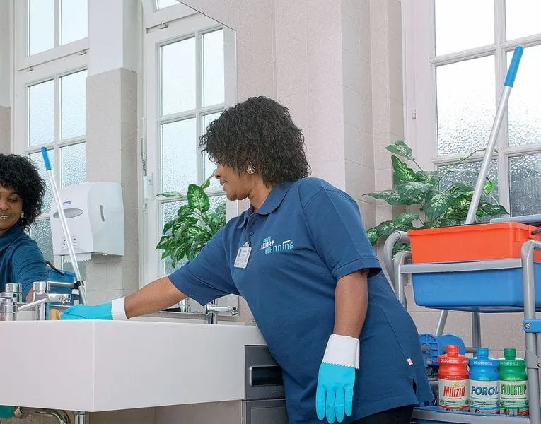 Schmutz und Material  geben den Takt vor