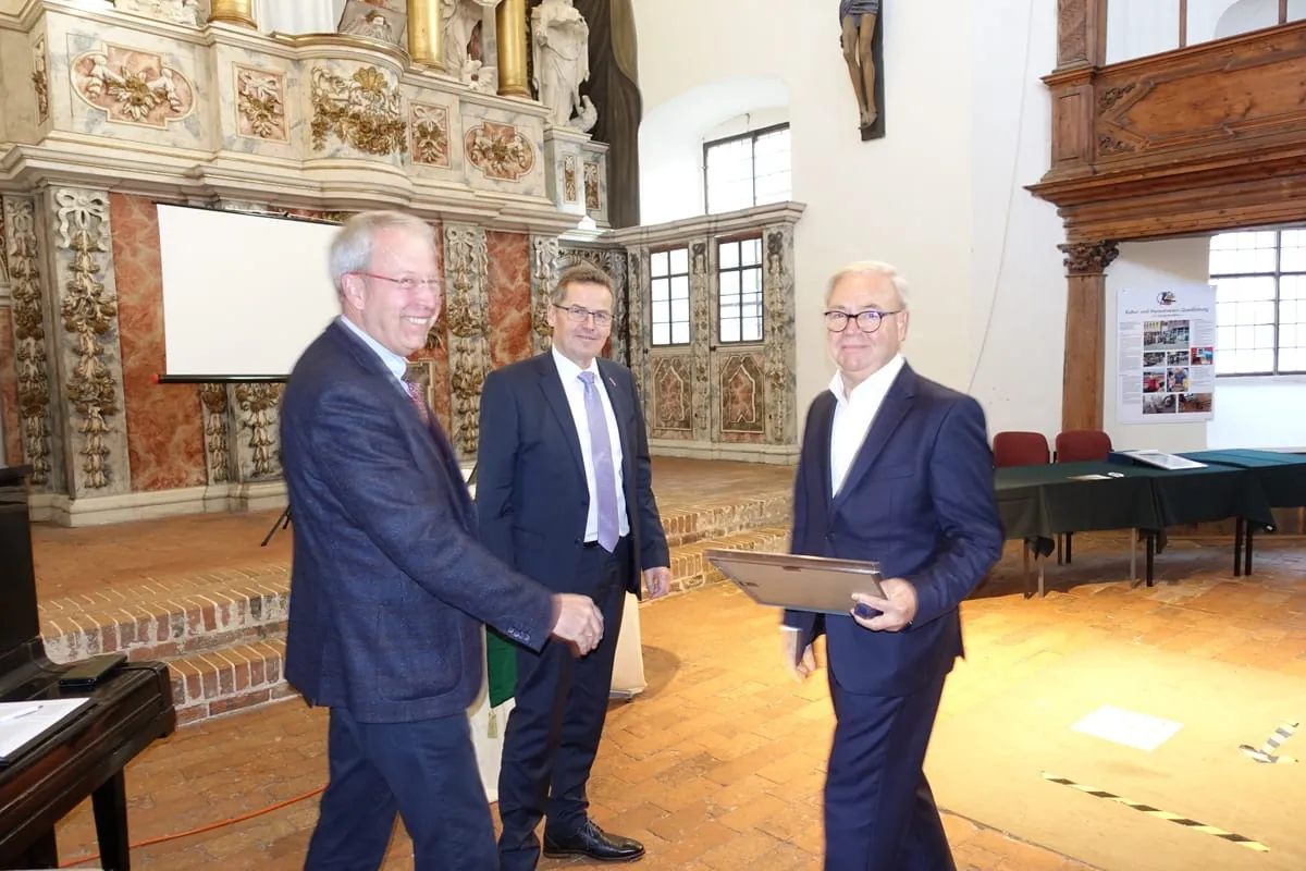 22 Firmen für 30 und mehr Jahre am Markt geehrt