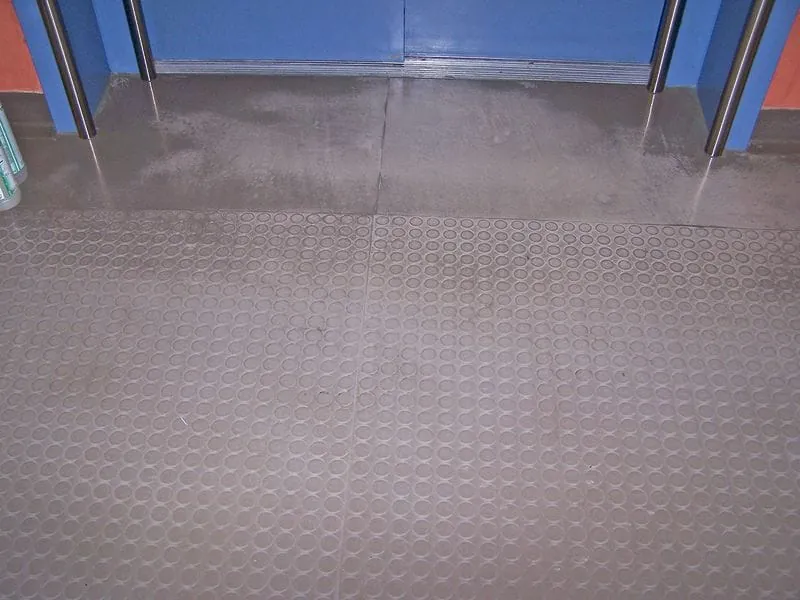 Richtige Reinigung und Pflege sichern lange Haltbarkeit