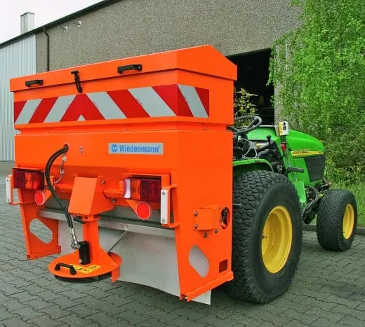 Neuer Kombistreuer für den Winterdienst