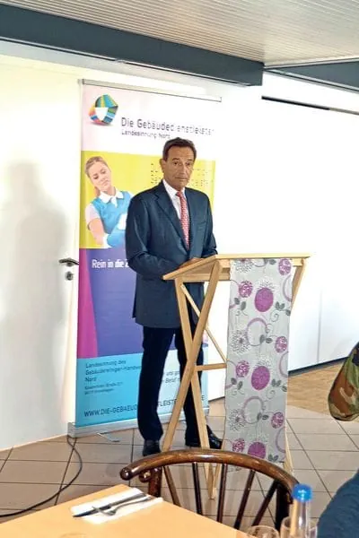 Prüfungserfolg für 17 Lehrlinge