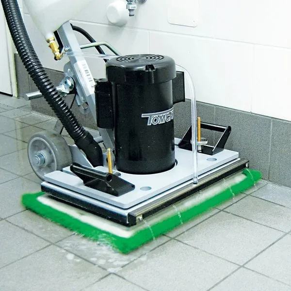 Borstenerzeugnisse und ­Reinigungspads richtig einsetzen