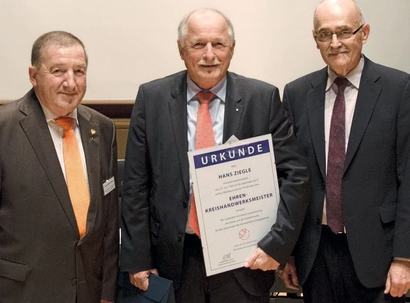 Hans Ziegle zum Ehrenkreishandwerksmeister ernannt