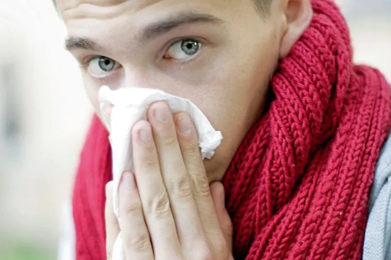 Trotz Erkältung zur Arbeit?