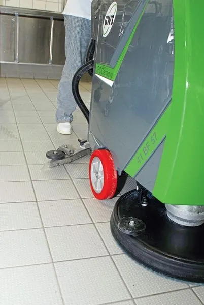 Werkstoffgerecht und  kostenreduziert reinigen