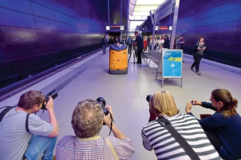 Reinigung 4.0:   Robotik-Test im ÖPNV