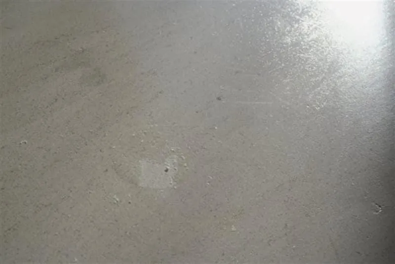 Mangelhaft auf allen Böden