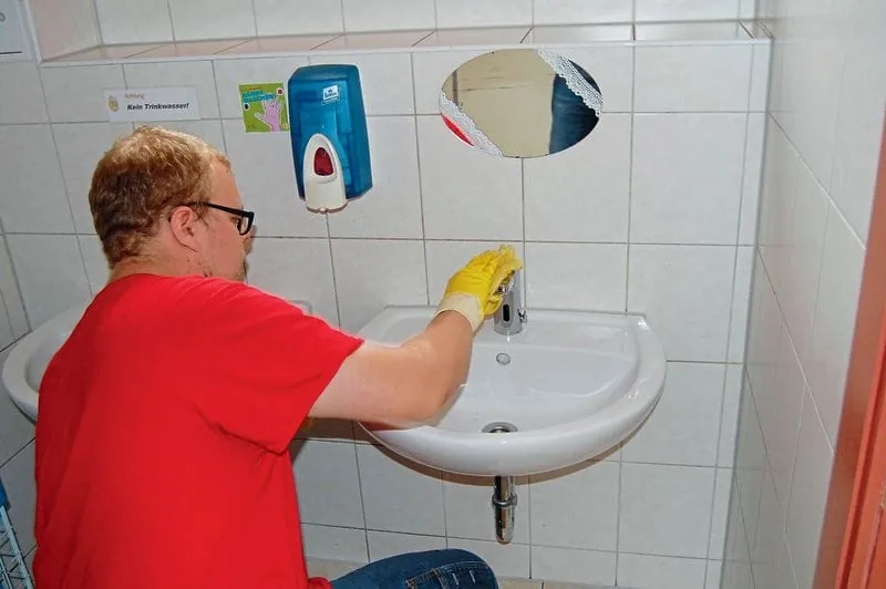 Gründlich, neutral  und  umweltfreundlich