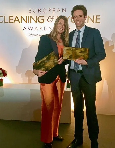 Essity gewinnt zwei  European Cleaning & Hygiene Awards