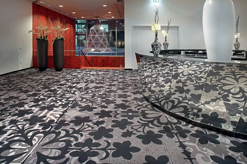 Teppichböden reinigen: So gehen Sie richtig vor