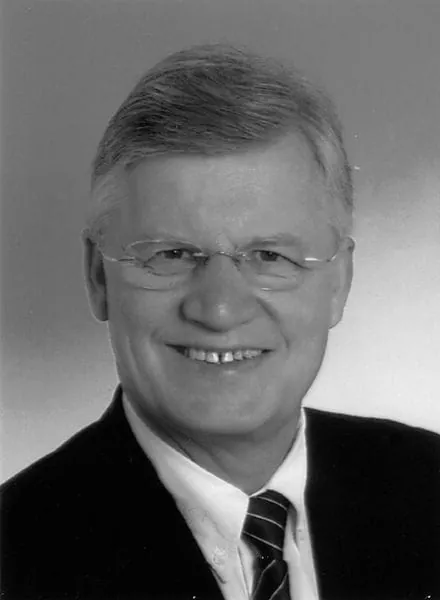 Agria-Werke:  ­Eggebrecht ­Viering  ­verstorben