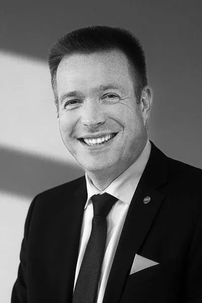 Dr. Jan ­Reimers  ver­storben