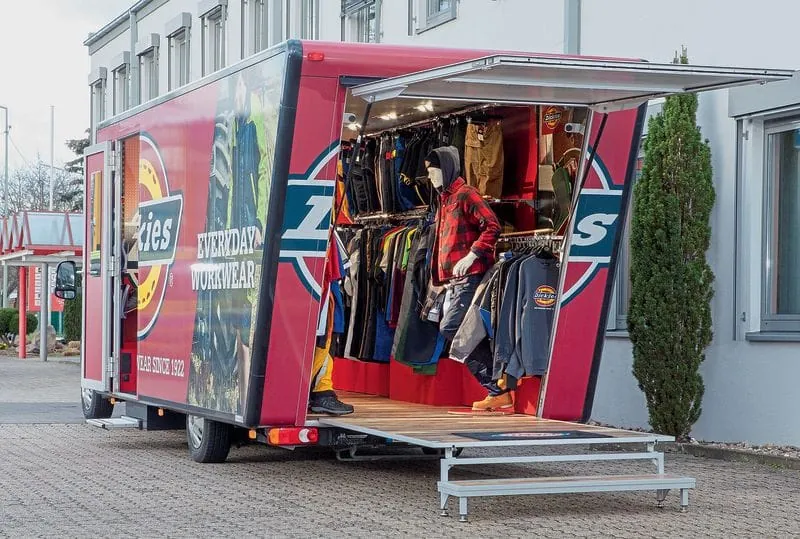 Mobiler Showroom   für Workwear