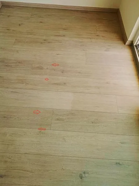 Design-Vinyl-Boden: Farbunterschiede durch UV-Licht?