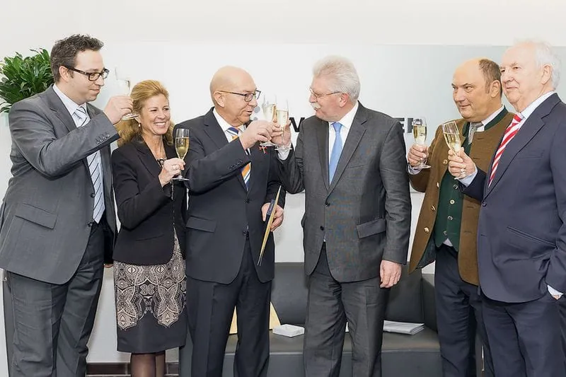 Friedrich P. Wackler erhält Bundesverdienstkreuz