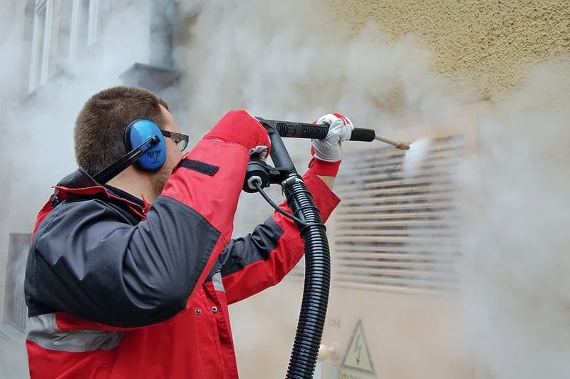 Chemiefrei und materialschonend