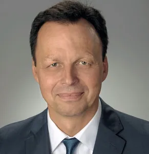 Nils Bogdol, Gesch&auml;ftsf&uuml;hrer Ray FM, Holdorf