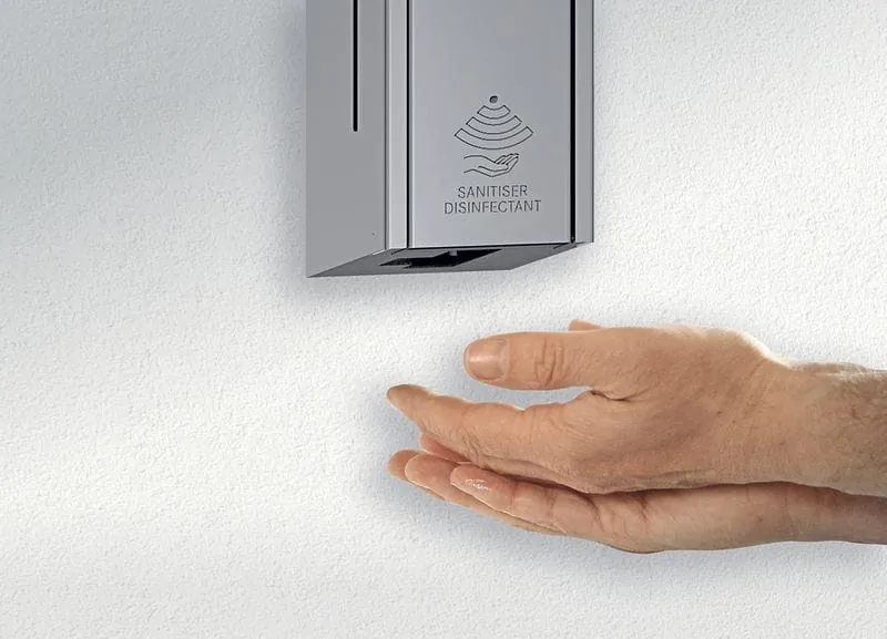 Berührungslose ­ Armaturen und Spender