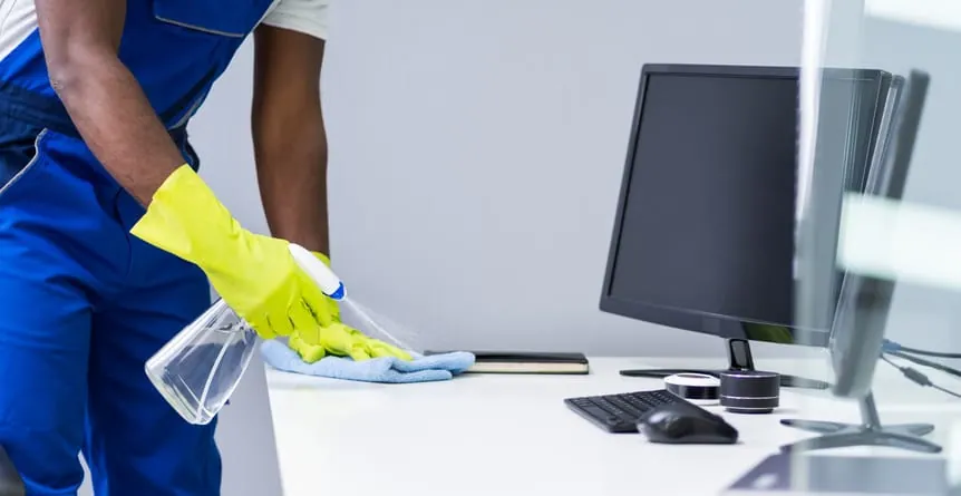 ISS schnürt Servicepaket für Arbeitsplatz­hygiene