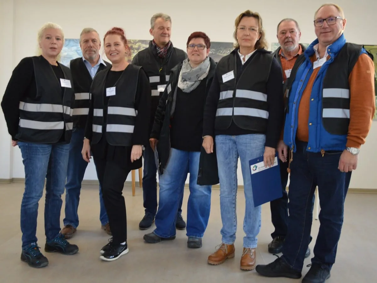 Die Jury hatte immer ein Auge auf die Teilnehmer (v.l.): Marion Presek-Haster, Martin Gleitsmann, Michaela Witzany-Wokalek, Peter Hollmann, Michaela Peters, Susanne Selbrede, Wolfgang Mehl und der Jury-Chef René Frackowiak.