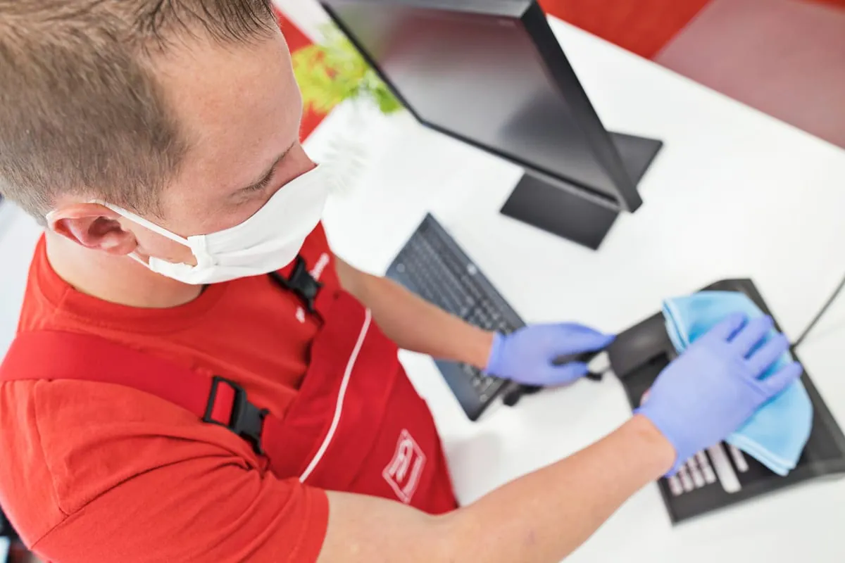 Dussmann intensiviert Zusammenarbeit mit BA