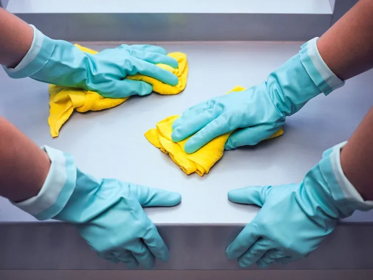 Das Gefahrstoff-Informationssystem (Gisbau) der Berufsgenossenschaft der Bauwirtschaft (BG Bau) f&uuml;r Reinigungsprodukte soll ausgebaut werden.