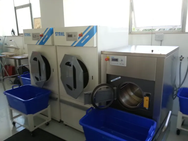 Sonderleasing bei Stahl W&auml;schereimaschinen