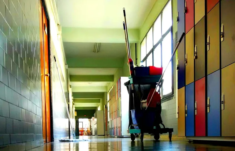 Reinigung Schule