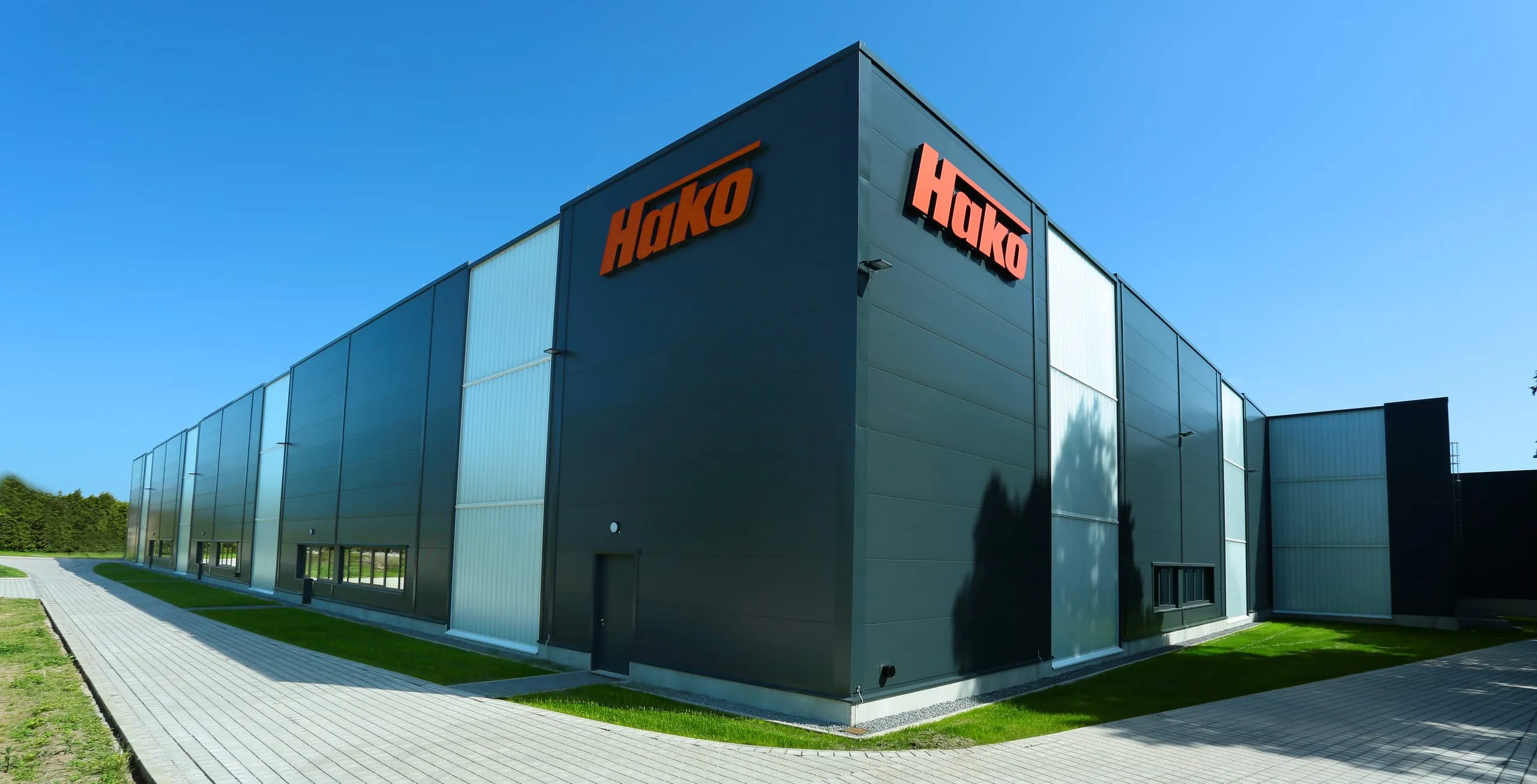 Hako weiht neues Logistikzentrum in Bad Oldesloe ein