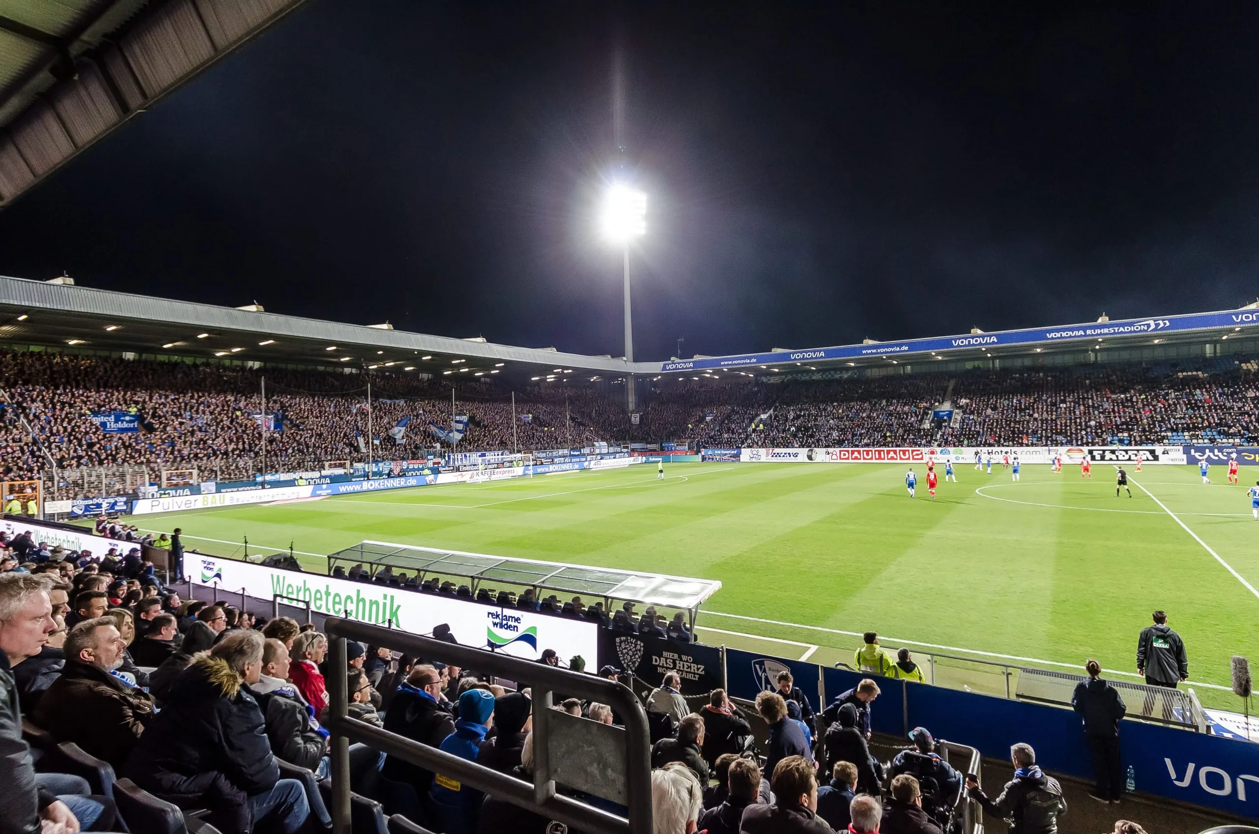 Stölting sorgt im Vonovia Ruhrstadion für Sauberkeit