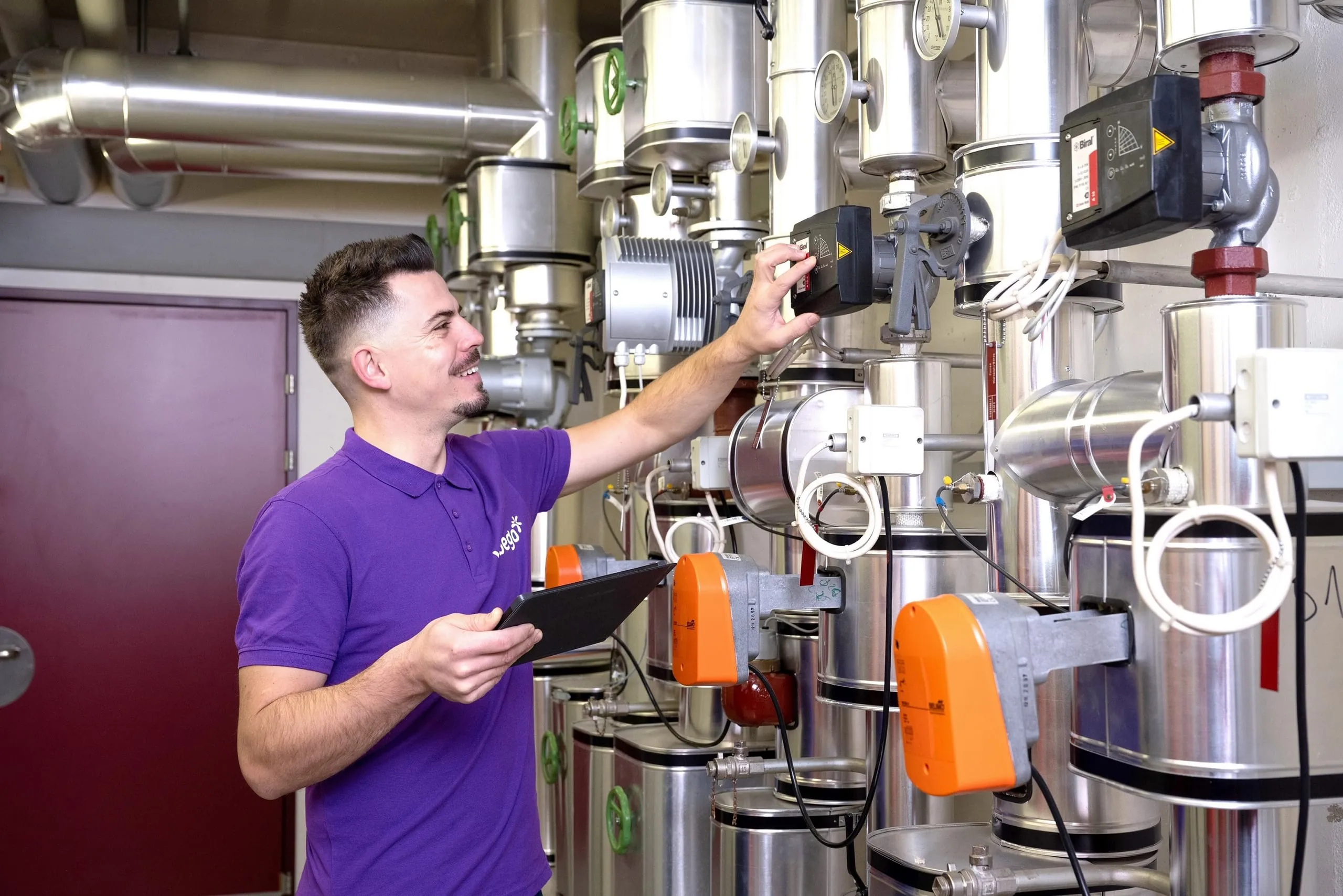 Vebego übernimmt Frankfurter Niederlassung von Caverion