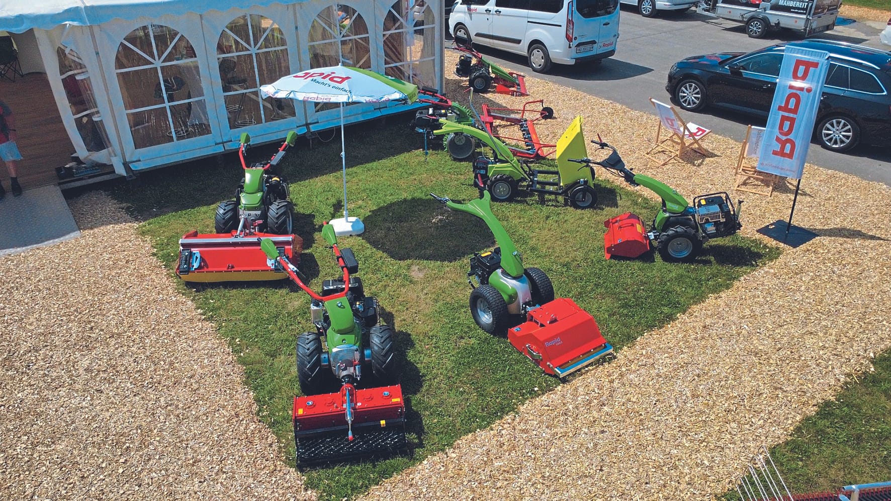 Ob für Reinigung, Winterdienst oder Grünflächenpflege – Rapid bietet dafür Einachsgeräteträger mit entsprechenden Anbaulösungen.