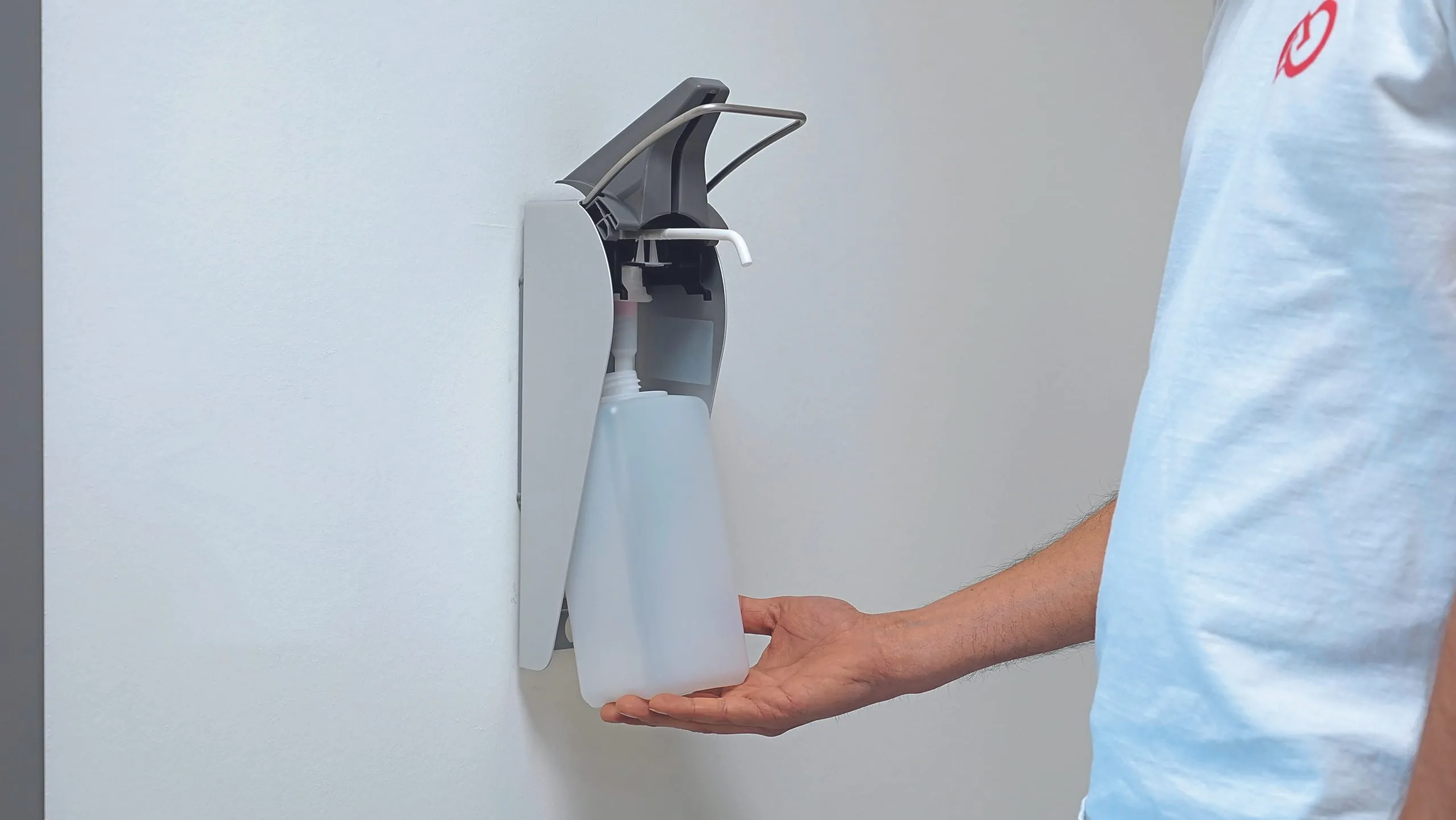 Eurospender mit ­schlankem Design